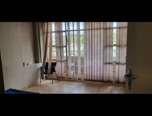 123M² OFFICE FOR SALE IN SONHEUWEL